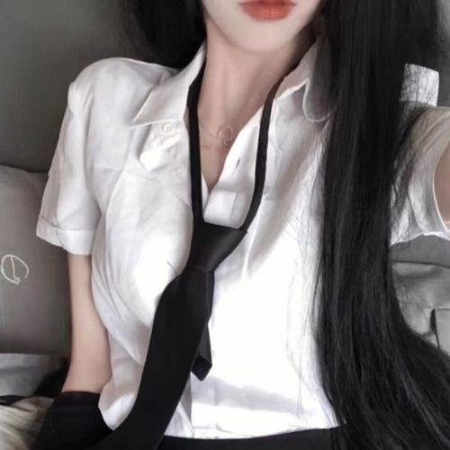 黑白照相馆